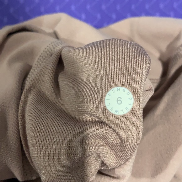 Lululemon Align Pant II 25" Vintage Mauve size 6 - Picture 8 of 9